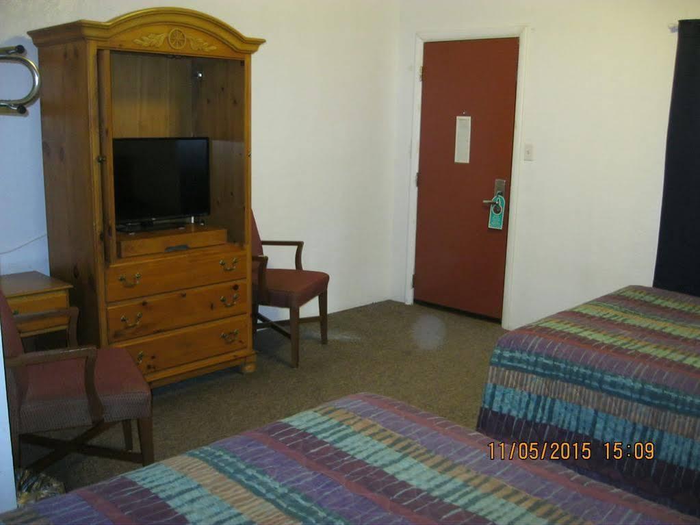 Circle S Lodge Gering Dış mekan fotoğraf